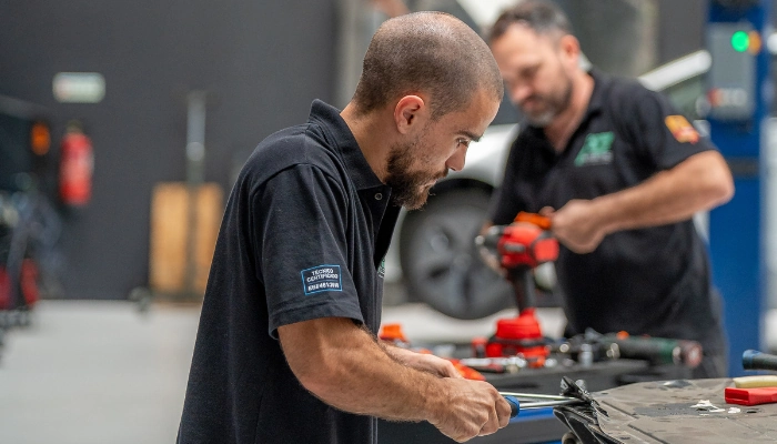 oficina para carros elétricos em Esposende